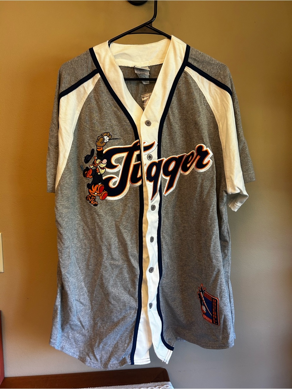 Disney Vintage Grey and White Tigger Baseball Jersey with Navy Trim Size Medium